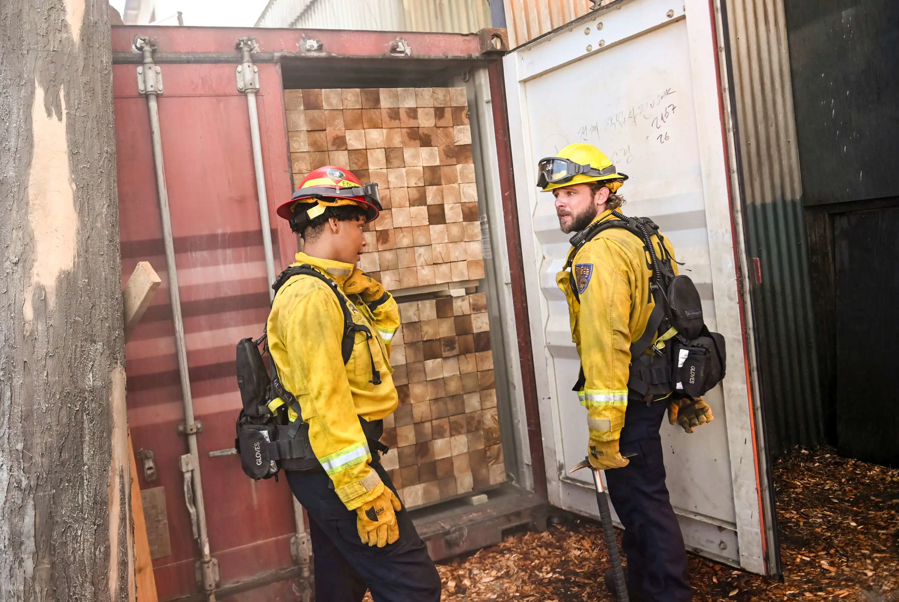 Szene aus Fire Country: Einsatzübung.
