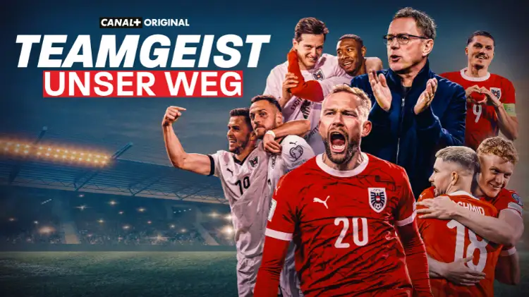 Plakat „Teamgeist mit Conrad Laimer, Ralf Rangnick, David Alaba, Marcel Sabitzer und Marco Arnautovic. Die Spieler umarmen sich, schreien vor Freude und tragen das ÖFB-Trikot. Links oben ist der Titel zu sehen,