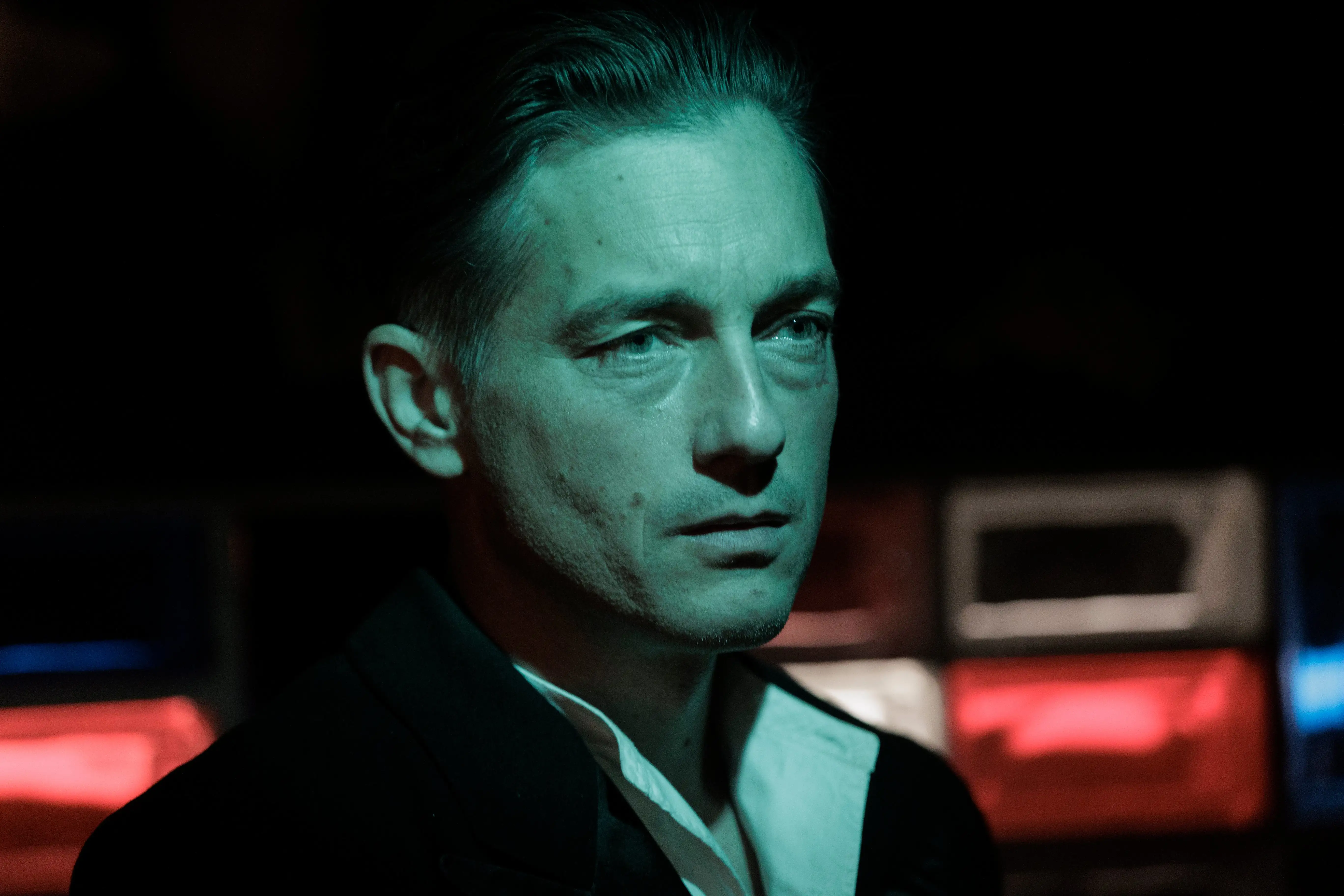 Volker Bruch als Gereon Rath in Babylon Berlin.