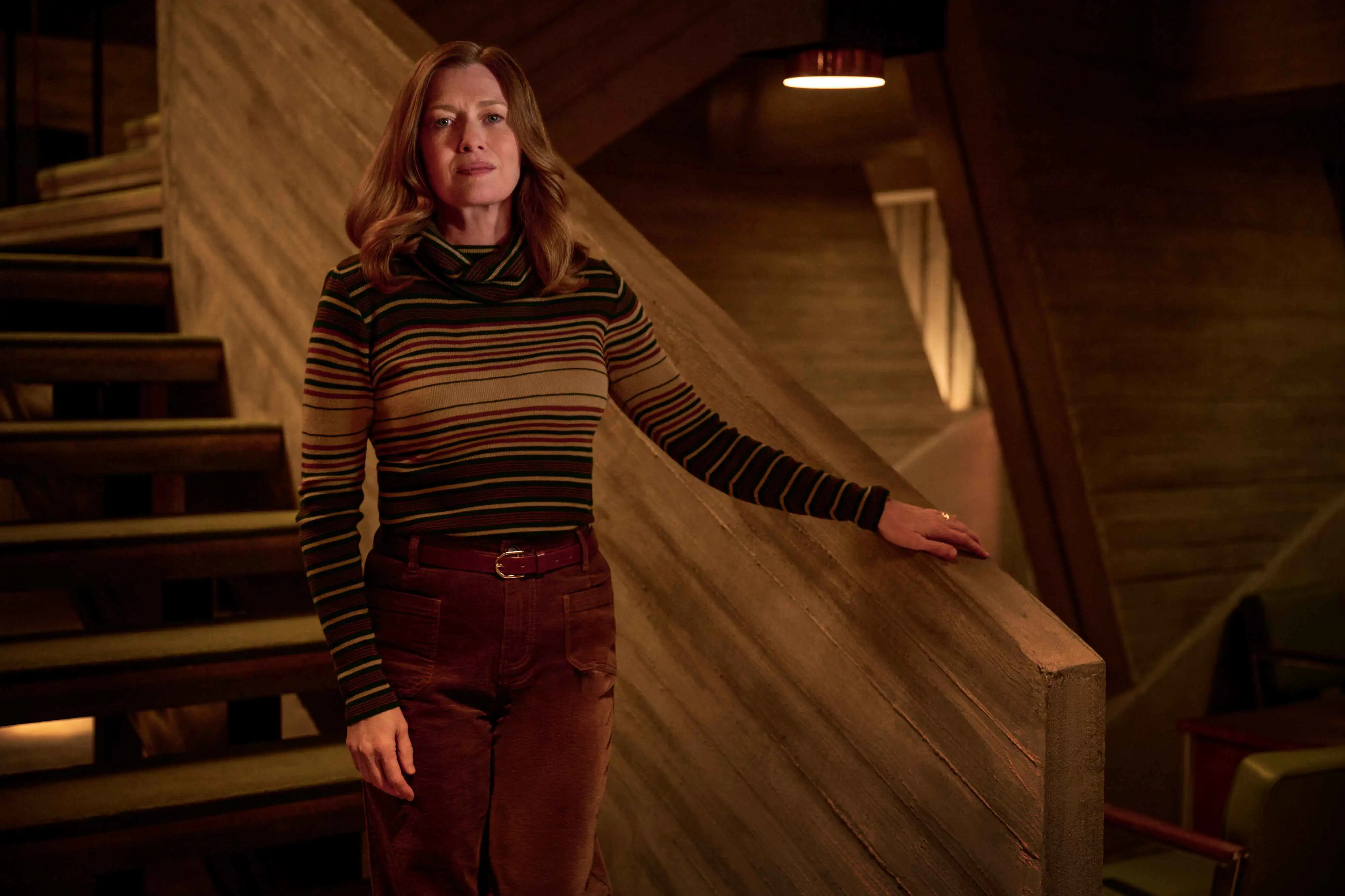 Szene aus American Hostage: Mireille Enos als Barbara Heckman.