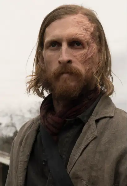 Austin Amelio als Dwight in Fear the Walking Dead.